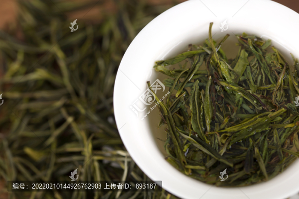 蓋碗里的綠茶特寫