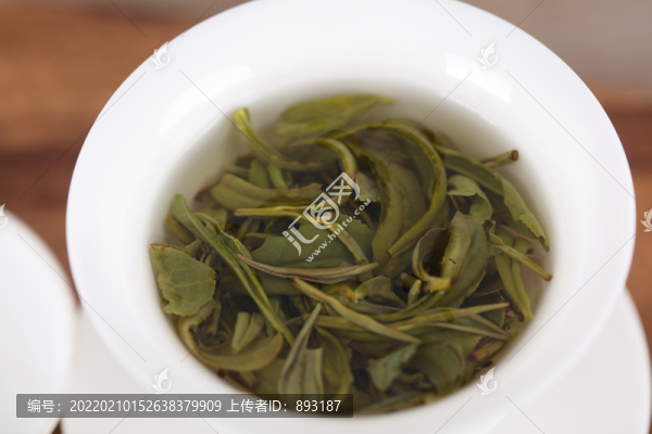 蓋碗里的綠茶特寫