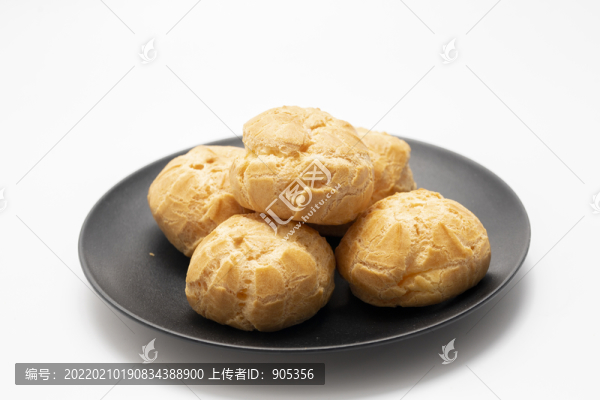 奶油爆漿泡芙