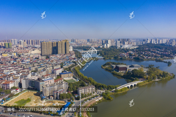 航拍湖南岳陽(yáng)市城市景觀