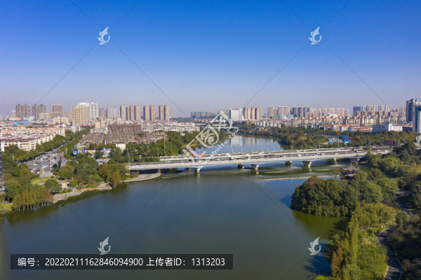 航拍湖南岳陽(yáng)市城市景觀