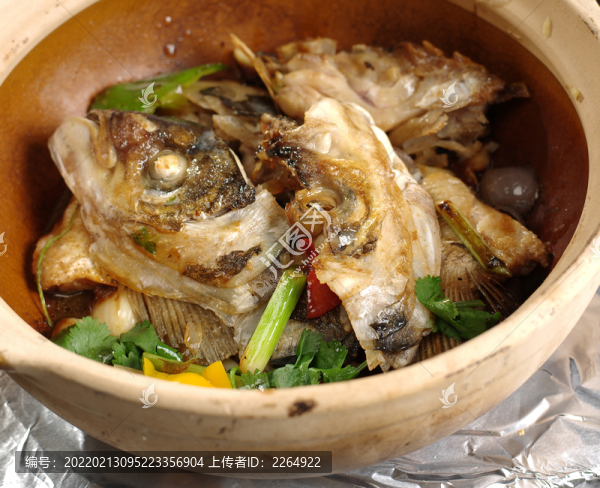 砂窩魚頭煲