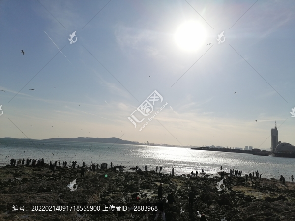 藍天白云大海