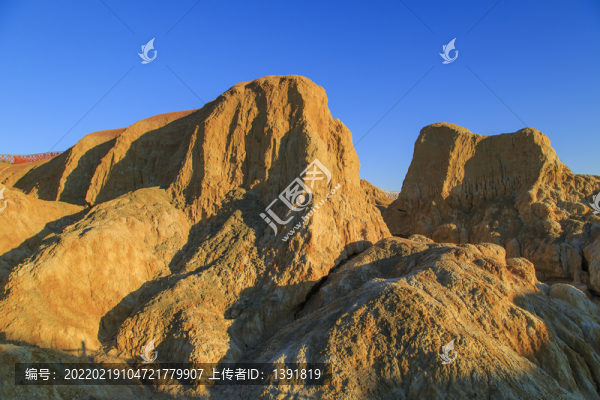 布爾津五彩灘
