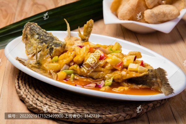 菠蘿酸魚