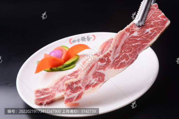 帶骨牛小排