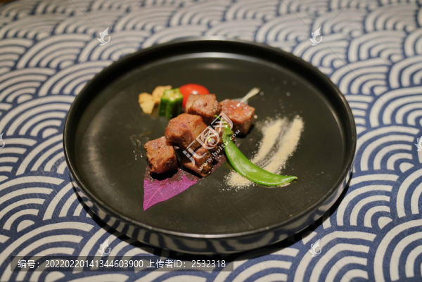 牛肉粒牛仔粒
