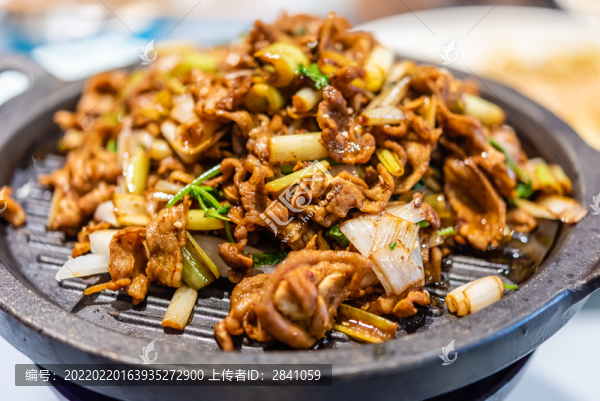 一盤孜鹽羊肉炒羊肉