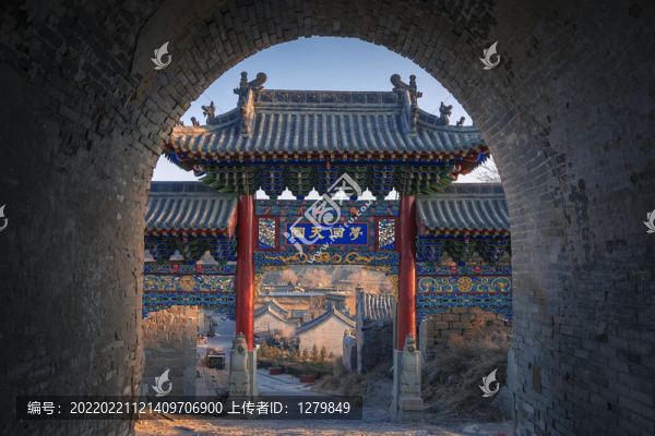 波羅鎮(zhèn)的牌坊