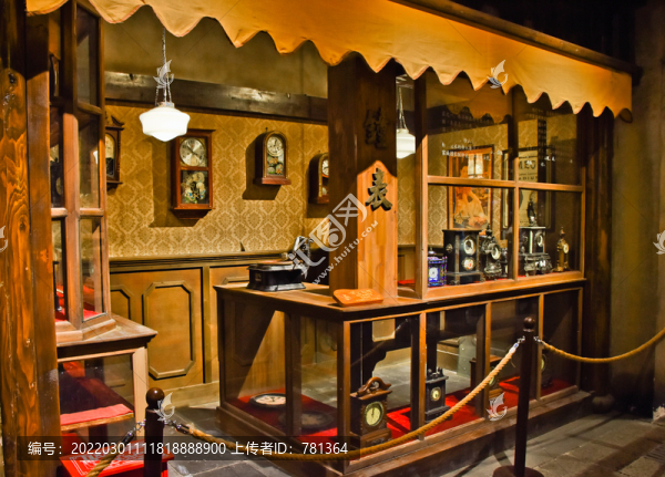 民國(guó)鐘表店-匯圖網(wǎng) www.fosd68.com 民國(guó)鐘表店