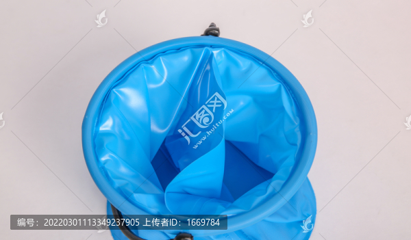 水桶特寫