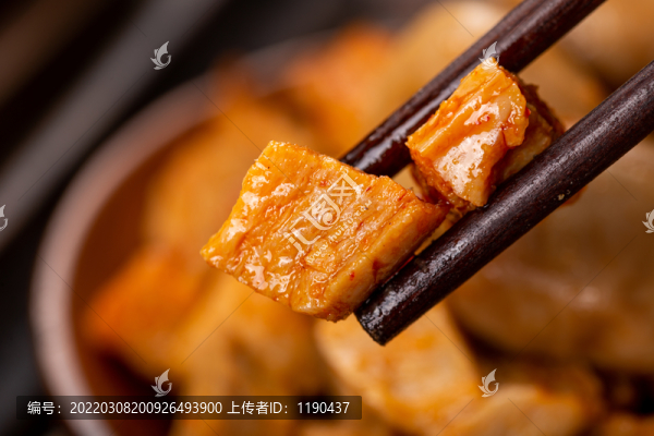 鹵豆干