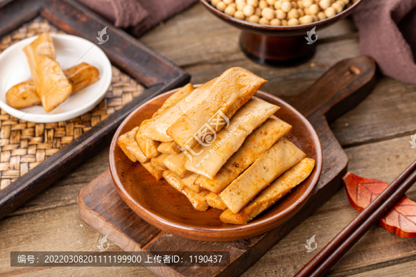鹵豆干