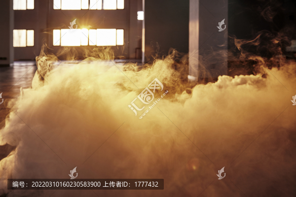 夕陽煙霧工業(yè)空間