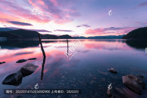 瀘沽湖風(fēng)光