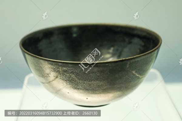 懷仁窯黑釉油滴碗