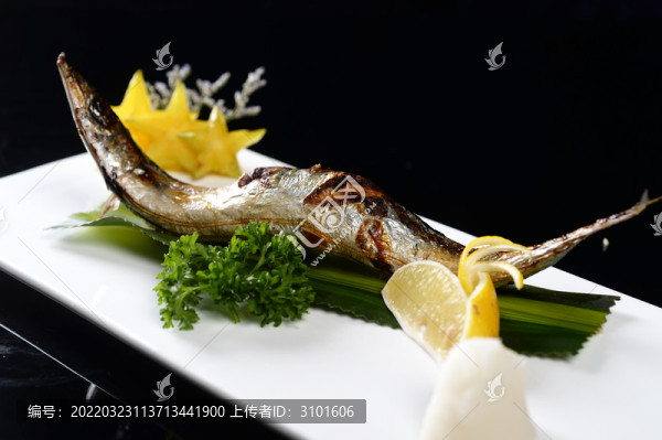 碳燒秋刀魚(yú)