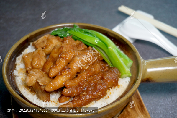鳳爪排骨飯