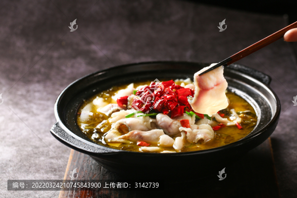 黑魚煲
