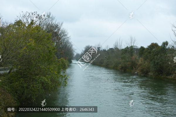 河流
