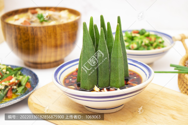 新鮮健康的秋葵美食
