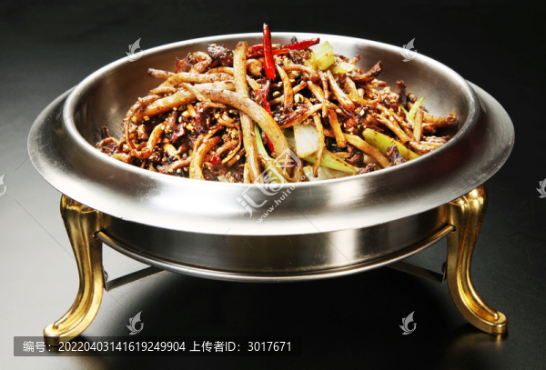 干鍋茶樹菇