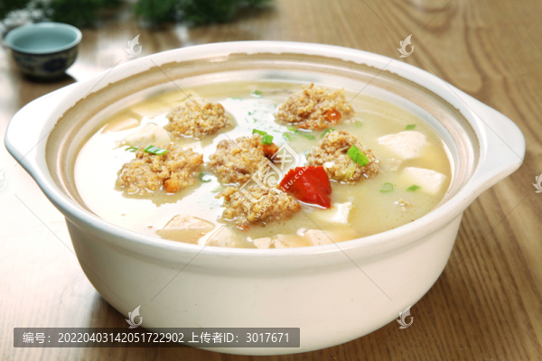 獅子頭燉豆腐