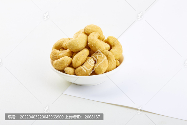 碗中白底腰果
