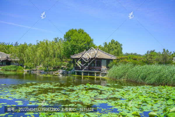 天津北寧公園中式園林湖景