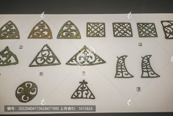 戰(zhàn)國(guó)車(chē)馬銅飾件青銅器