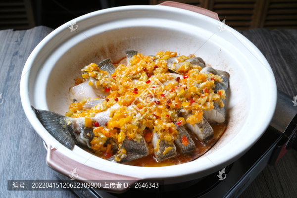 砂鍋金椒鱸魚