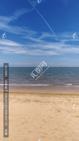 藍天白云大海沙灘