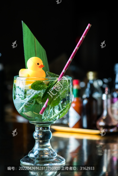 雞尾酒酒精飲料