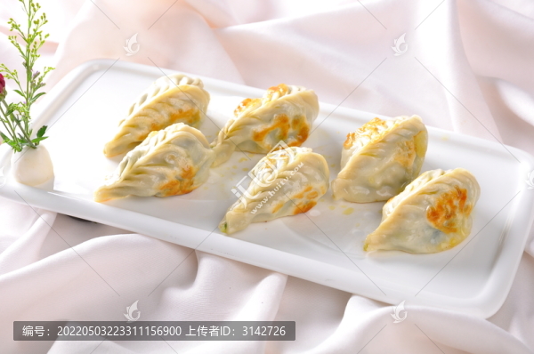 生煎韭菜餃