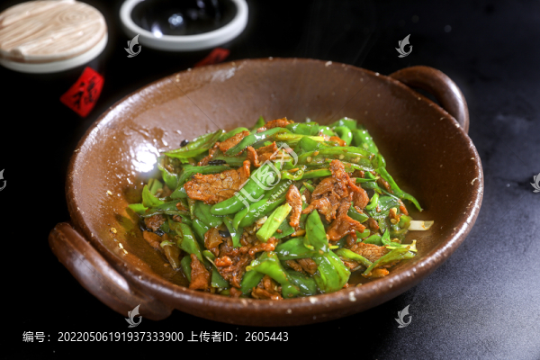 辣椒炒土豬肉