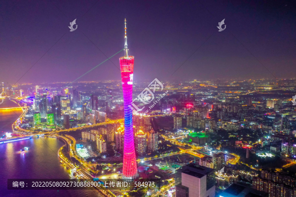 航拍珠江畔廣州塔夜景燈光秀