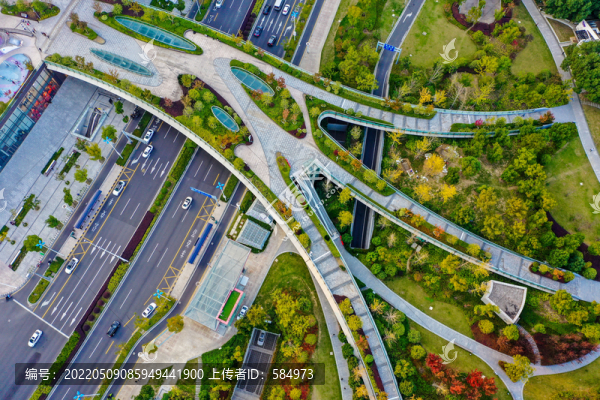 航拍江蘇蘇州星港街過街天橋