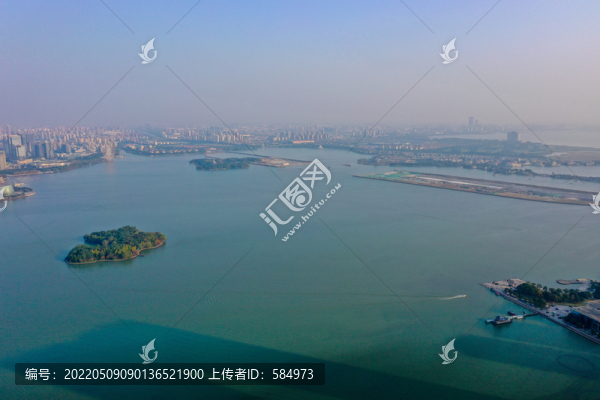 航拍江蘇蘇州金雞湖景區(qū)玲瓏島