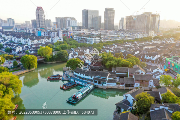航拍蘇州七里山塘景區(qū)山塘街