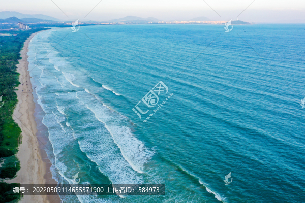 航拍海南三亞海棠灣沙灘海景