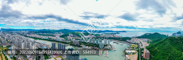 航拍海南三亞市區(qū)兩河三岸格局