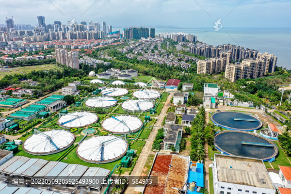 航拍海南?？诎咨抽T污水處理廠