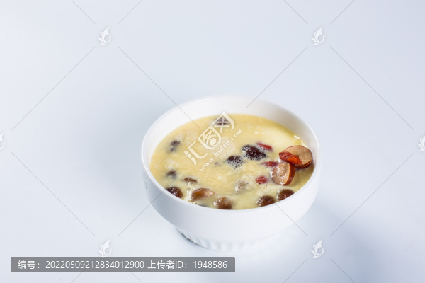 紅棗桂圓枸杞蒸蛋