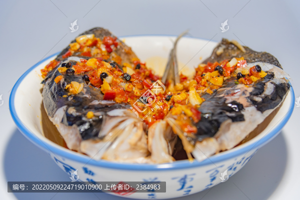 家庭自制美食剁椒魚(yú)頭