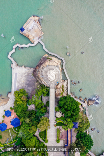 航拍廈門(mén)鼓浪嶼鄭成功石雕像