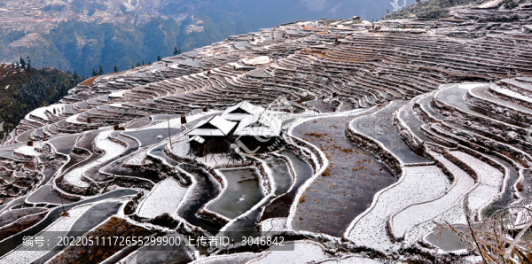 加榜梯田雪景