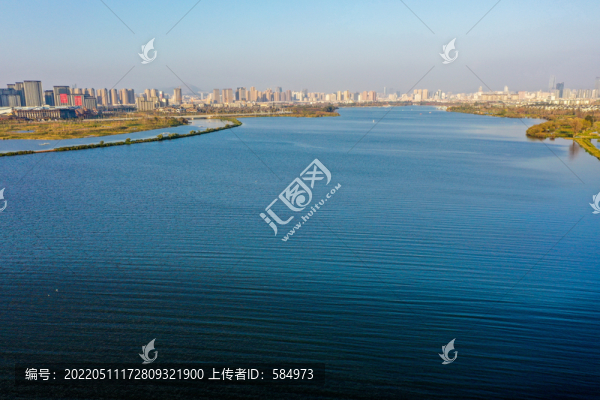 航拍云南昆明滇池草海