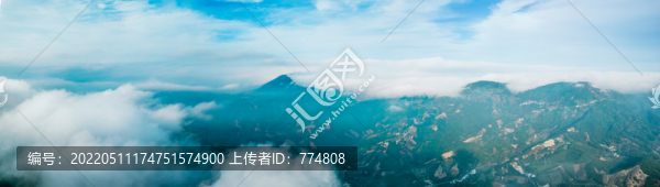 高山云霧