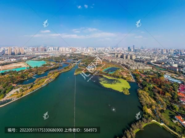 航拍云南昆明大觀公園滇池草海
