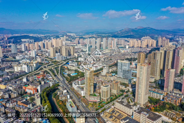 航拍云南昆明城市高樓建筑群